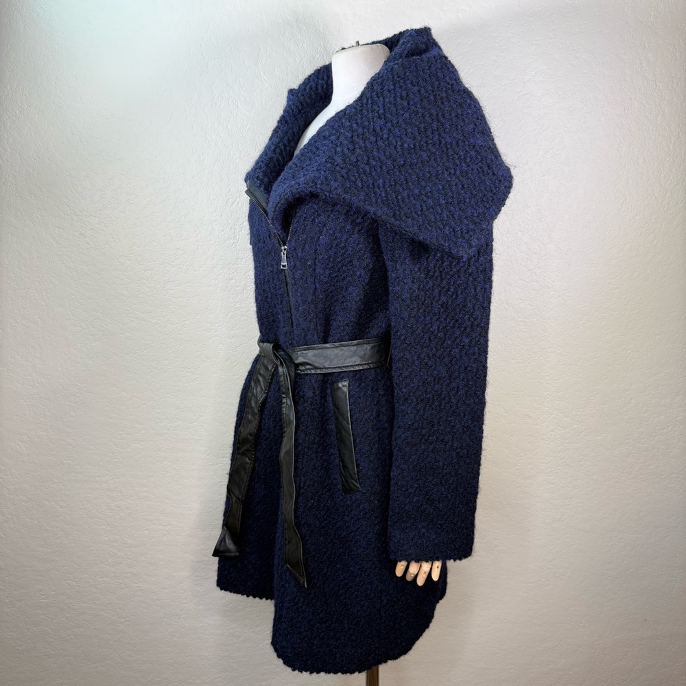 Cole Haan Signature Wool Blend Bouclé Belted Coat Jacket EUC Like New Size 8 - Picture 10 of 16